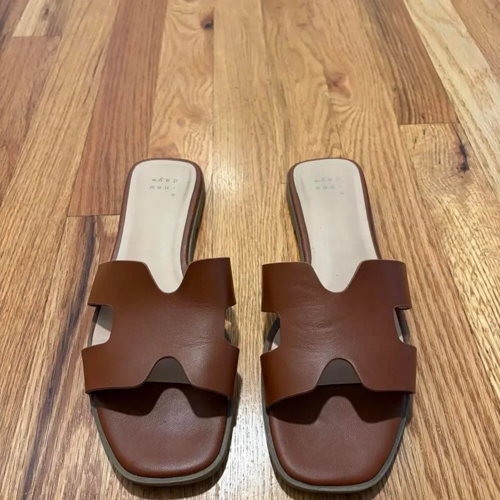 A-new-day Women's Brown Slides